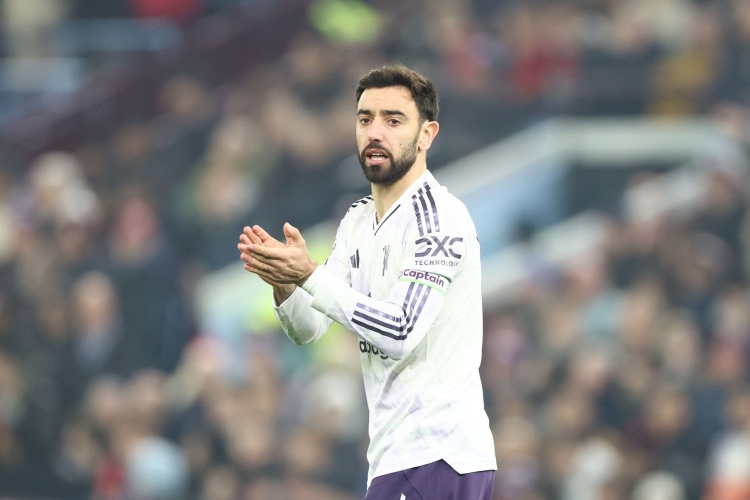 开云体育APP下载-英媒：曼联希望B费能再留一年，内部人士称球员自己也倾向于留队